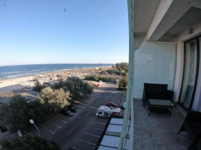 Fancy Studio with Sea View